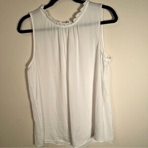 Store Elegant White Sleeveless Top with Bow Accent